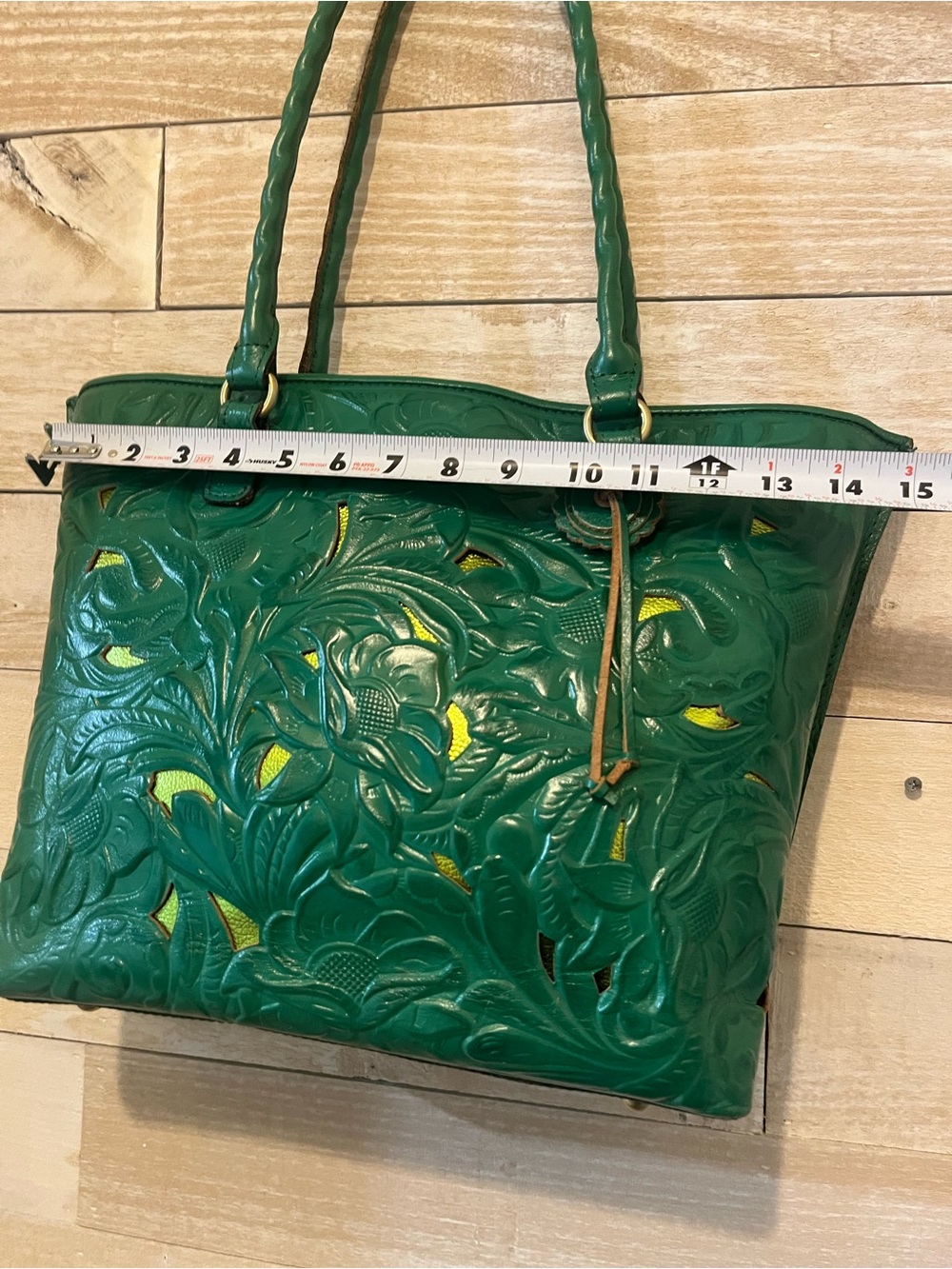 Patricia Nash Adeline leather cutout tooled tote crossbody with wallet - Picture 5 of 16